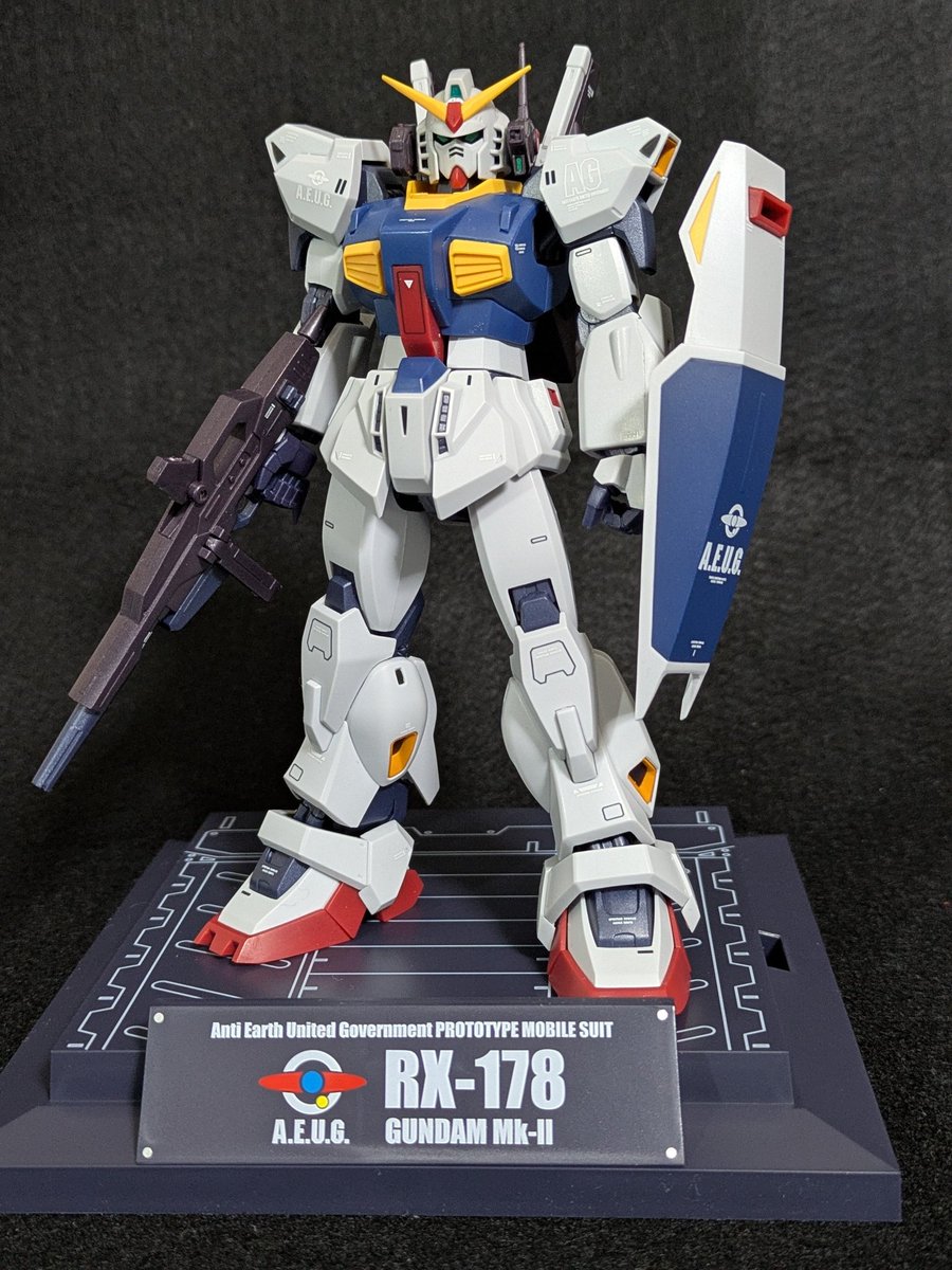 Kojinagahama2Z's tweet image. TAMASHII NATION 2025 限定
#ROBOT魂 
#ガンダムMkII ver.A.N.I.M.E. 
#Zガンダム40th 開封しました。

一般販売のエゥーゴカラーより劇中に近いライトグレーな本体色に各部のマーキングが映えて、めっちゃカッコ良いです。

←エゥーゴ仕様
中央 40th（今回）
→ティターンズ仕様