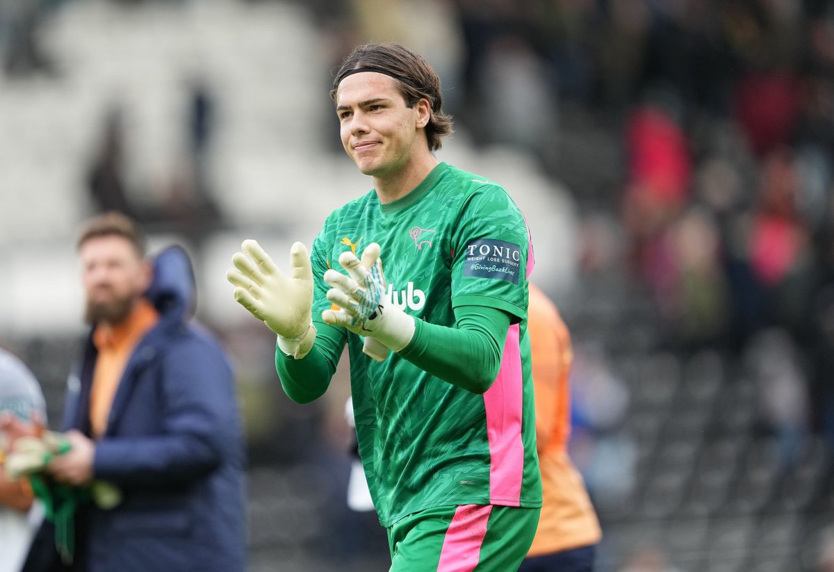 Second Tier podcast tweet media