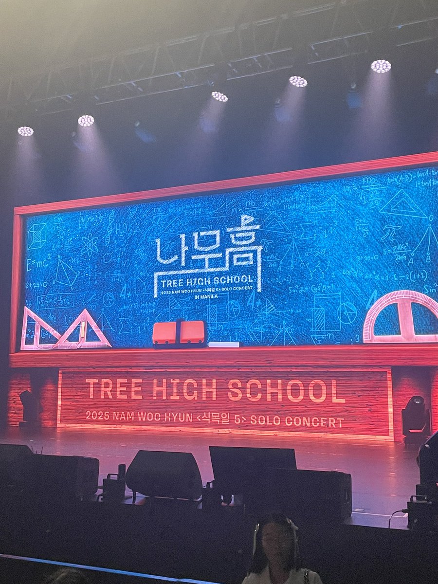 251115 NAM WOO HYUN: TREE HIGH SCHOOL IN MANILA 

Class starts in a few minutes and our President Woo Hyun will be here! 🤩✨

Presented by <a href="/Threeanglespro/">Three Angles Production</a> 

#NAMWOOHYUN #남우현 #NAMWOOHYUNINMANILA #TREEHIGHSCHOOLINMANILA 
#NWH_5TH_SOLO_CONCERT
#식목일5 #TREE_HIGH_SCHOOL
#나무高