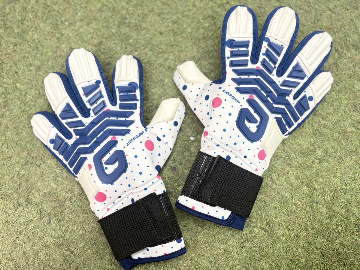 t_machida_fb's tweet image. #新発売【マトゥーイノベーティブプロ】
実店舗限定カラー🔥
オンラインでは、購入できません🙅🏻

〇 究極のフィット感を生む &quot;イノベーティブカット&quot;に、メッシュ指マチで耐久性＆通気性もプラス👍🏻
〇 独自の &quot;ノンスリップゲル&quot;を搭載することで、内側のズレを抑えてグリップ力UP！

#ときわスポーツ