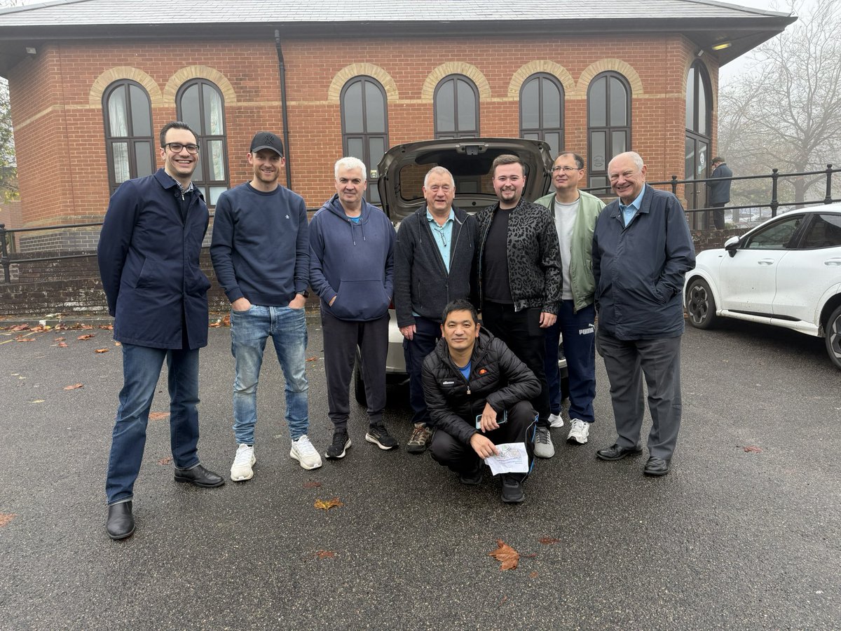 Great session in Princes Park this morning with our fantastic Councillor <a href="/alex_hyne/">Cllr Alex Hyne</a>, Leader <a href="/UKGeorgeP/">George Perfect</a>, and a range of colleagues.