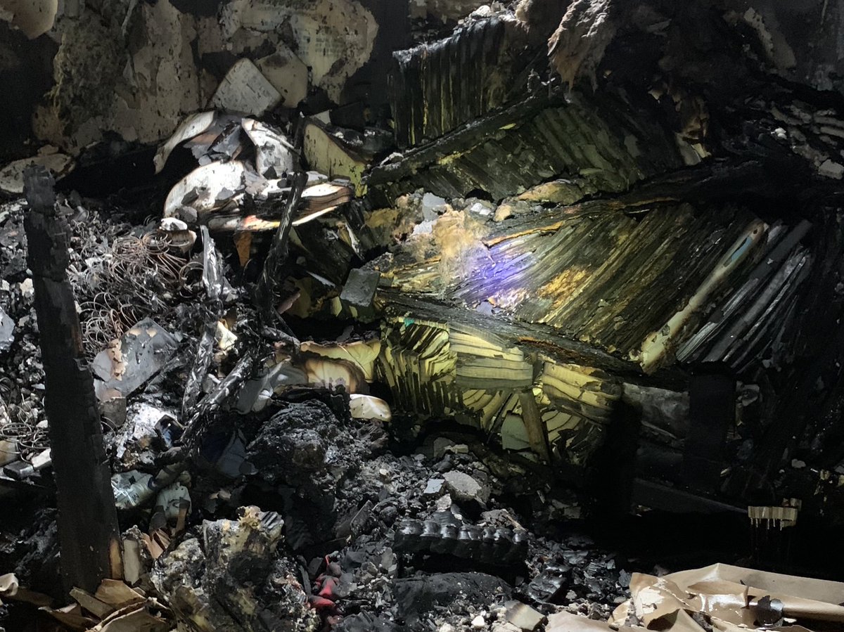 tel_cellphone's tweet image. 【拡散希望】

この度、隣家の延焼により自宅と家財の全てを失いました。現在は親族宅に避難しています。生活必需品や仮住まいを整えるための資金をクラウドファンディングで募っています。匿名でのお願いとなりますが、ご支援やRTで広めていただけると大きな助けになります。
for-good.net/project/1002889