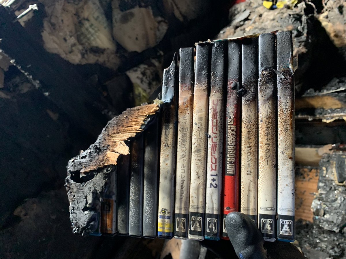 tel_cellphone's tweet image. 【拡散希望】

この度、隣家の延焼により自宅と家財の全てを失いました。現在は親族宅に避難しています。生活必需品や仮住まいを整えるための資金をクラウドファンディングで募っています。匿名でのお願いとなりますが、ご支援やRTで広めていただけると大きな助けになります。
for-good.net/project/1002889