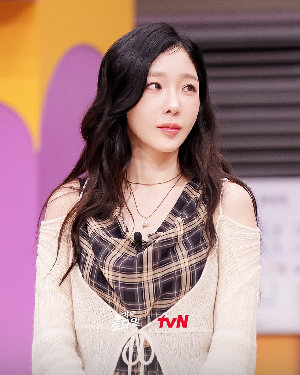 TAEYEONsmtown's tweet image. 📢 tvN &amp;lt;놀라운 토요일&amp;gt; #태연

⏰ 오늘 밤 7시 40분 
🔗 youtu.be/xuH-jnEY848?si…

#TAEYEON
#GirlsGeneration #소녀시대
#놀라운토요일