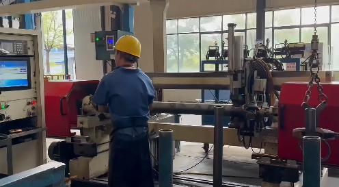 Dc_propshaft__'s tweet photo. ⚙️ Precision dynamic balancing ensures low vibration, quiet, smooth operation, and long service life.
#Driveshaft #DynamicBalancing #PrecisionEngineering #LowNoise #SmoothOperation #HighQuality https://t.co/DJys62fFyn