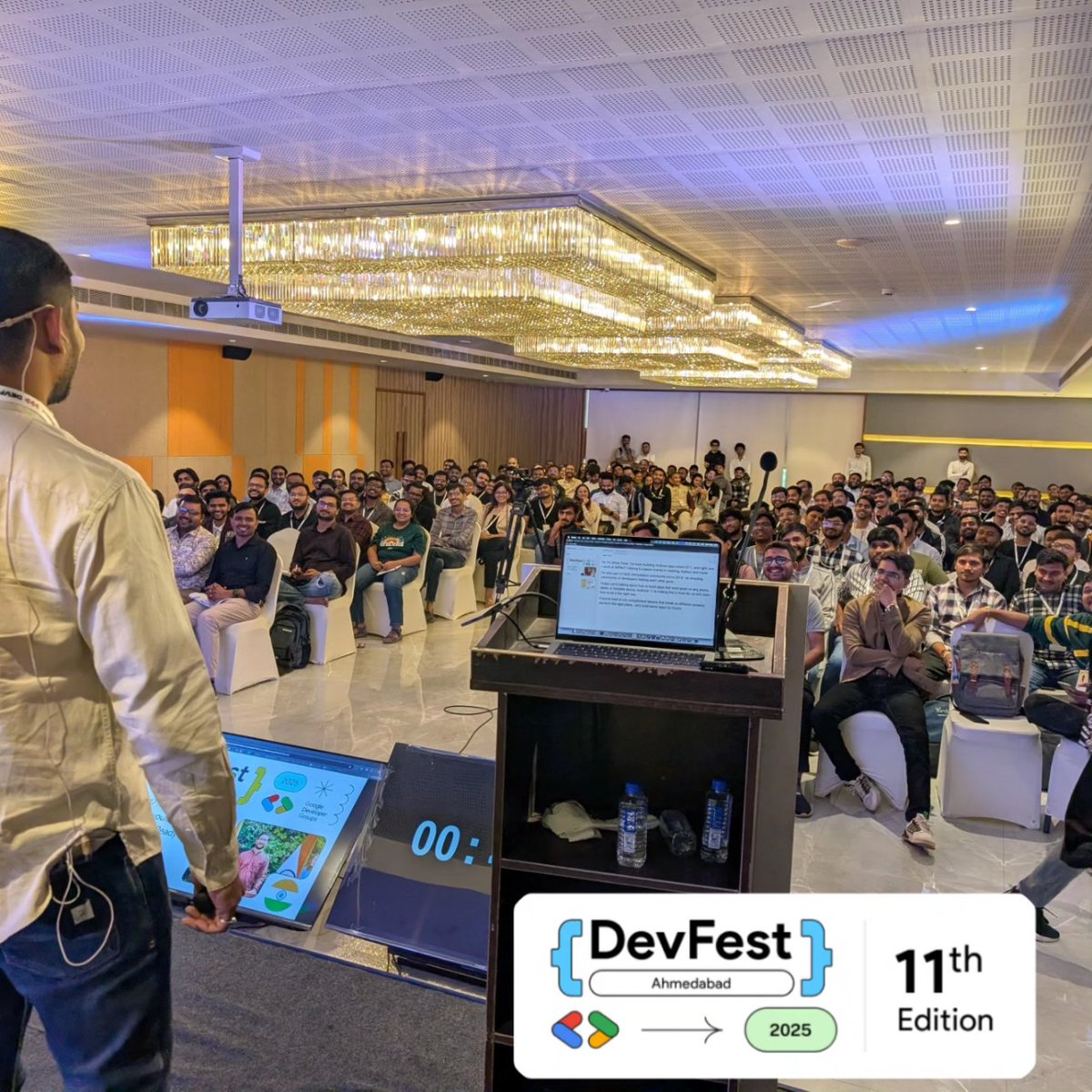 GDGAhmedabad's tweet image. Android developers, this one’s big — @DearDhruv is live at #DevFestAhm unpacking Android 17’s mandate for adaptive layouts, Dhruv dives into why adaptive UI is no longer optional — it’s a core requirement for modern Android apps.
#Android17 #AdaptiveLayouts #AndroidDevelopment