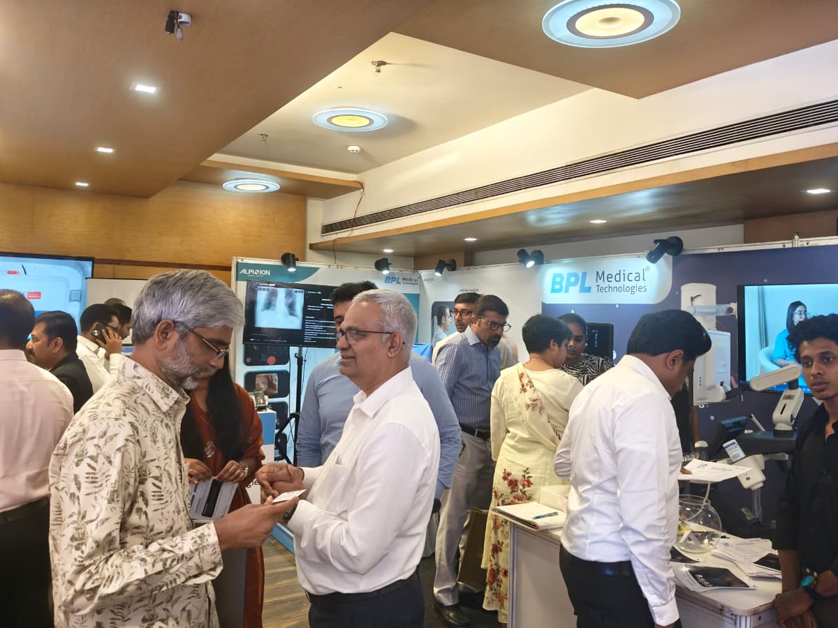 BPLMedTech's tweet image. Clinicians are stopping by our booth to explore the XCUBE 90 elite &amp;amp; XCUBE 70 elite #ultrasound. There’s also strong curiosity around our upcoming #AIpowered #xray machines. Drop by &amp;amp; see what’s capturing everyone&apos;s attention.
KPM Tripenta Hotel, Calicut 
15 &amp;amp; 16 Nov from 10 AM