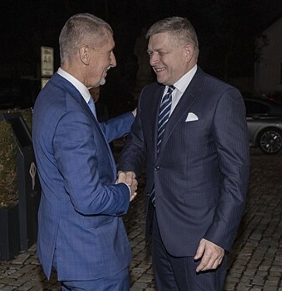 Tyto kurvy rusácké mají jeden jediný úkol z kremlu: zničit EU.