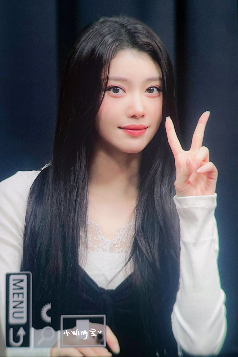 ting1ian_xw's tweet image. 251115 뮤직플랜트 팬싸 프리뷰

#Kep1er #케플러 #XIAOTING #션샤오팅 #샤오팅 #심소정 #沈小婷