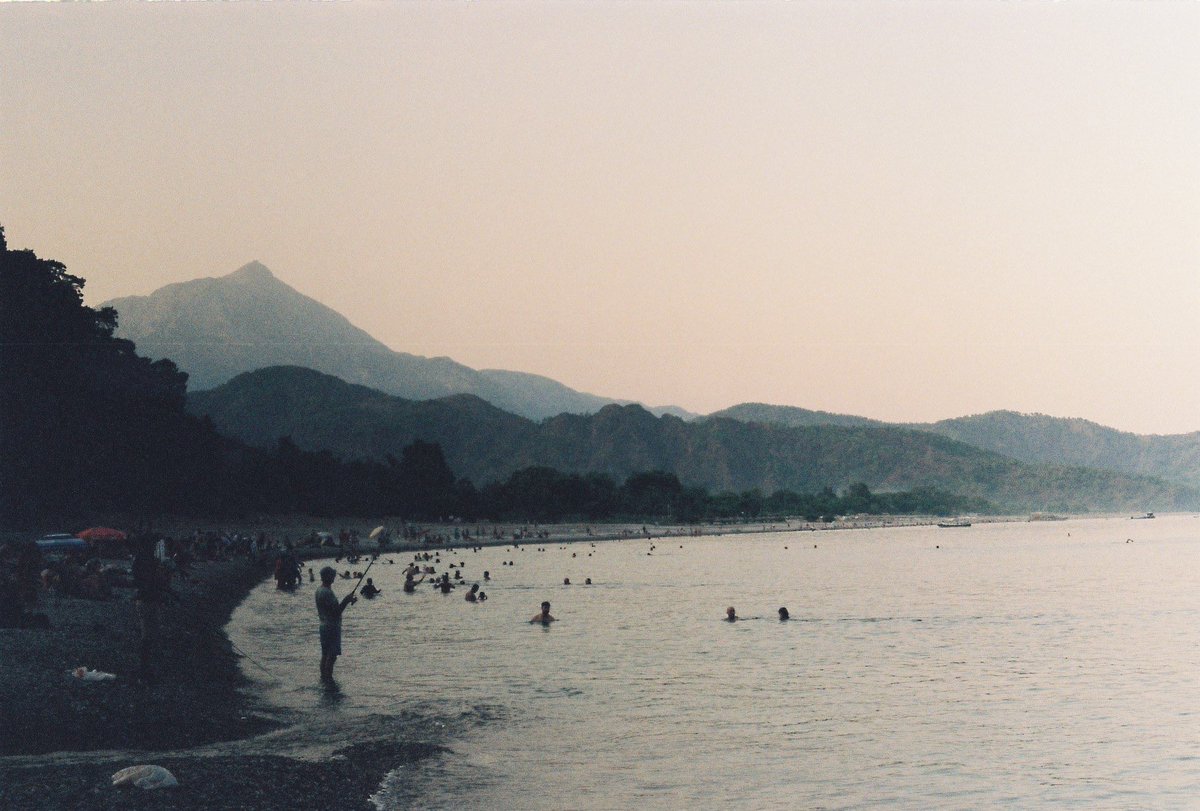 calimerdo's tweet photo. Olimpos on 35mm film https://t.co/uBPjbEgZfB