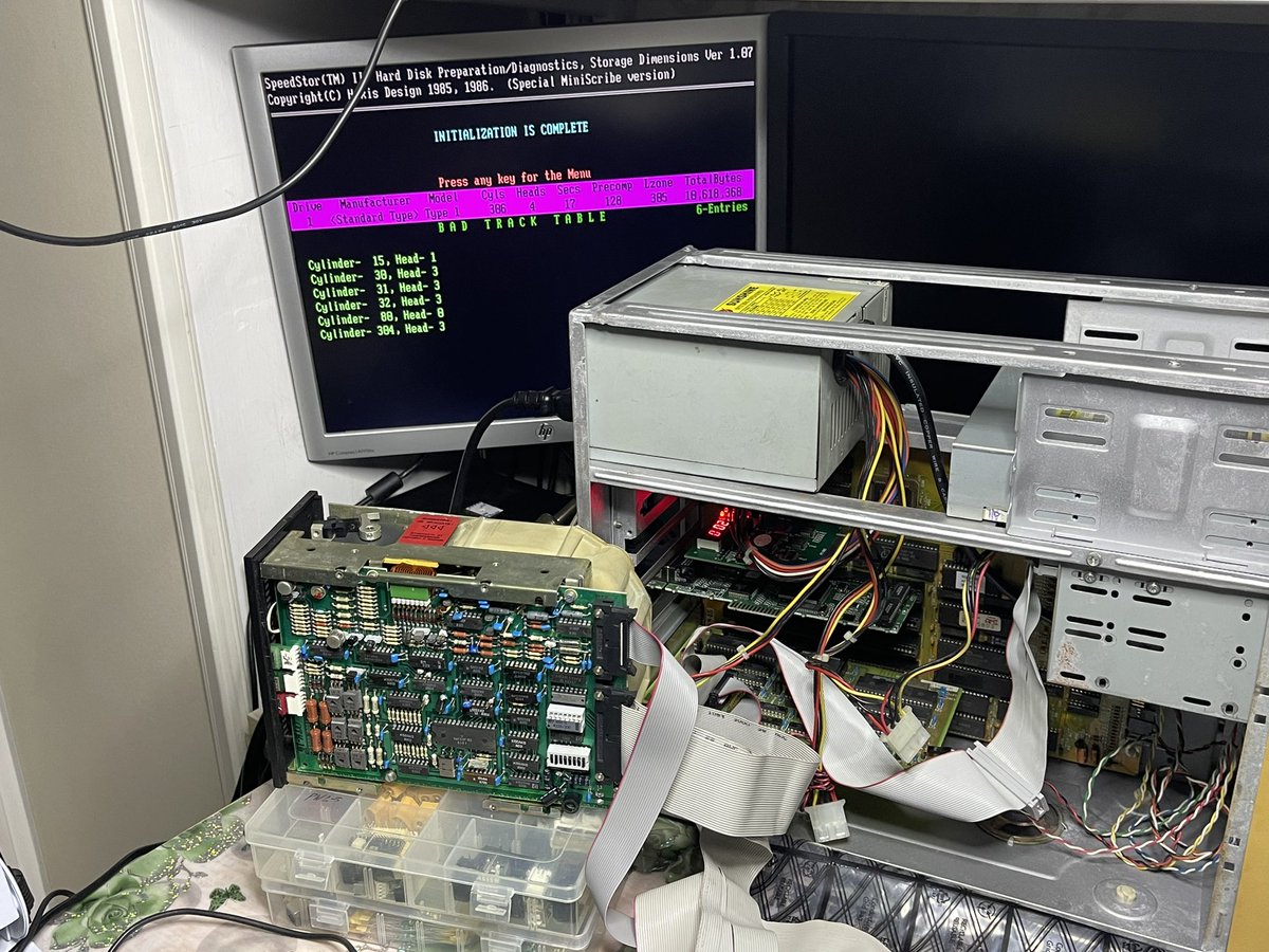 GryphonLab's tweet photo. No waaay! It’s still alive, even after all of that… incredible https://t.co/prpM4OodQ2