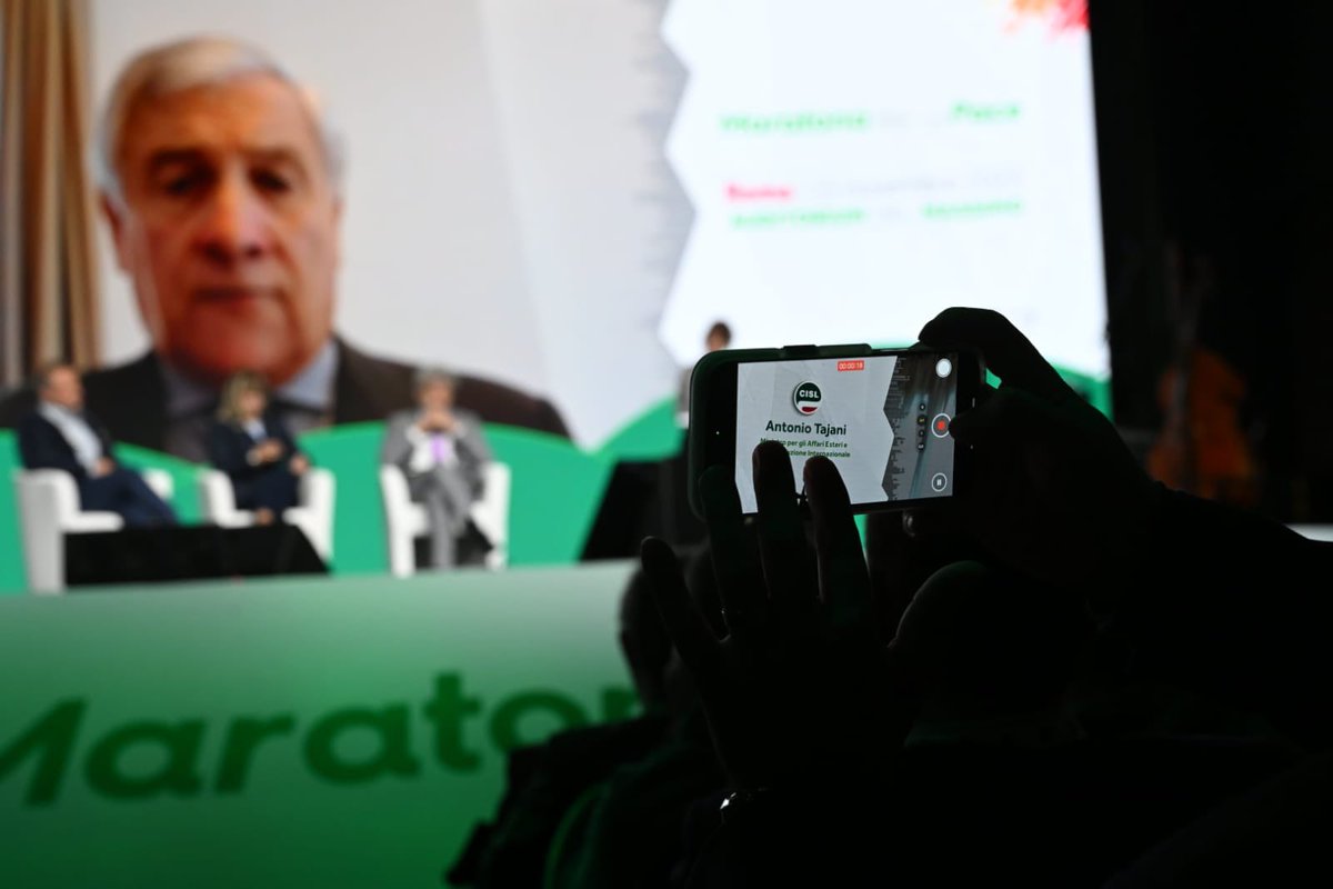 CislNazionale's tweet image. All’Assemblea nazionale della #Cisl l’intervento del Vicepresidente del Consiglio dei Ministri @Antonio_Tajani. Nel suo messaggio il richiamo alla responsabilità delle istituzioni e della comunità internazionale di fronte ai conflitti aperti nel mondo, ribadendo l’urgenza di un…