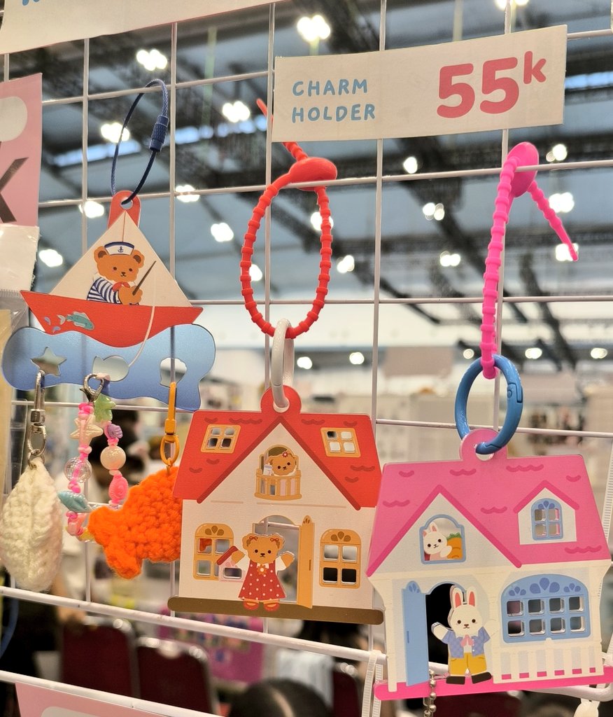 nicknackco's tweet photo. still af #cf21 til tomorrow grab em while still in stock 🥳🐟🏡 https://t.co/1fHNWBDtUU