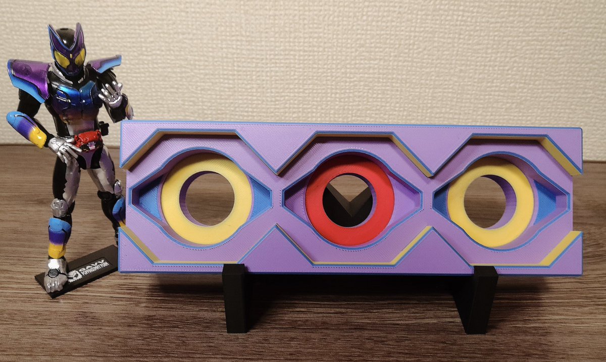 Exseedlab's tweet image. 🟣 EXSEED Lab – 仮面ライダーシリーズ⚡

仮面ライダー ガヴ をイメージした
“デッキケースパーツ – ガヴモデル” の制作をしてみました⚡️

スーツカラー・ベルト色の
パープル × イエロー × ブルー × レッド を忠実に落とし込み、
劇中イメージをそのまま再現したスペシャル配色です。…