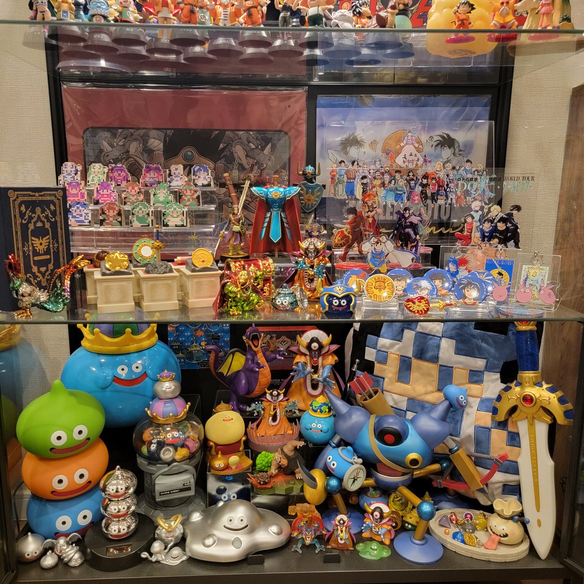 DRAGONQUEST　フィギュア　グッズ Amazon.com: Dragon Quest Die's Adventure Metallic Monsters Gallery