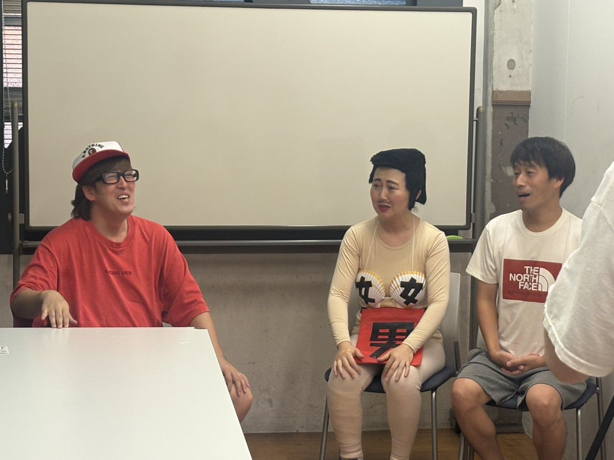 今夜22時からですyo！

【ですよ。の謝罪チャンネル】

過去に謝罪できてなかったことを、謝罪のプロのですよ。さんに正式な謝罪の仕方を教えてもらいこの場をかりて本気の謝罪をさせてもらいました🙇‍♀️🙇‍♀️🙇‍♀️

ぜひ見てください😆✨