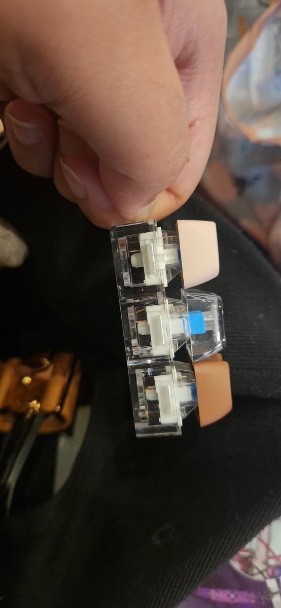 lysafcad's tweet image. Justifikasi #1

Keycap custom, fidget toy, 3C, Cat-Caleb-Cat dari liddle mise at IG

instagram.com/liddlemise