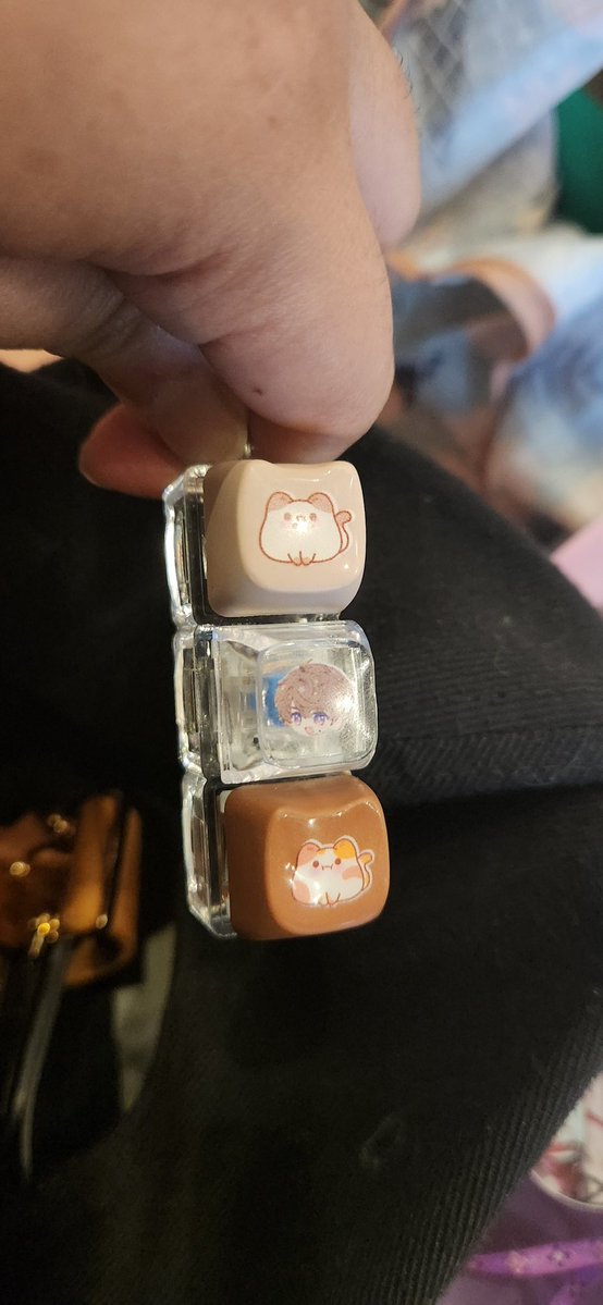 lysafcad's tweet image. Justifikasi #1

Keycap custom, fidget toy, 3C, Cat-Caleb-Cat dari liddle mise at IG

instagram.com/liddlemise