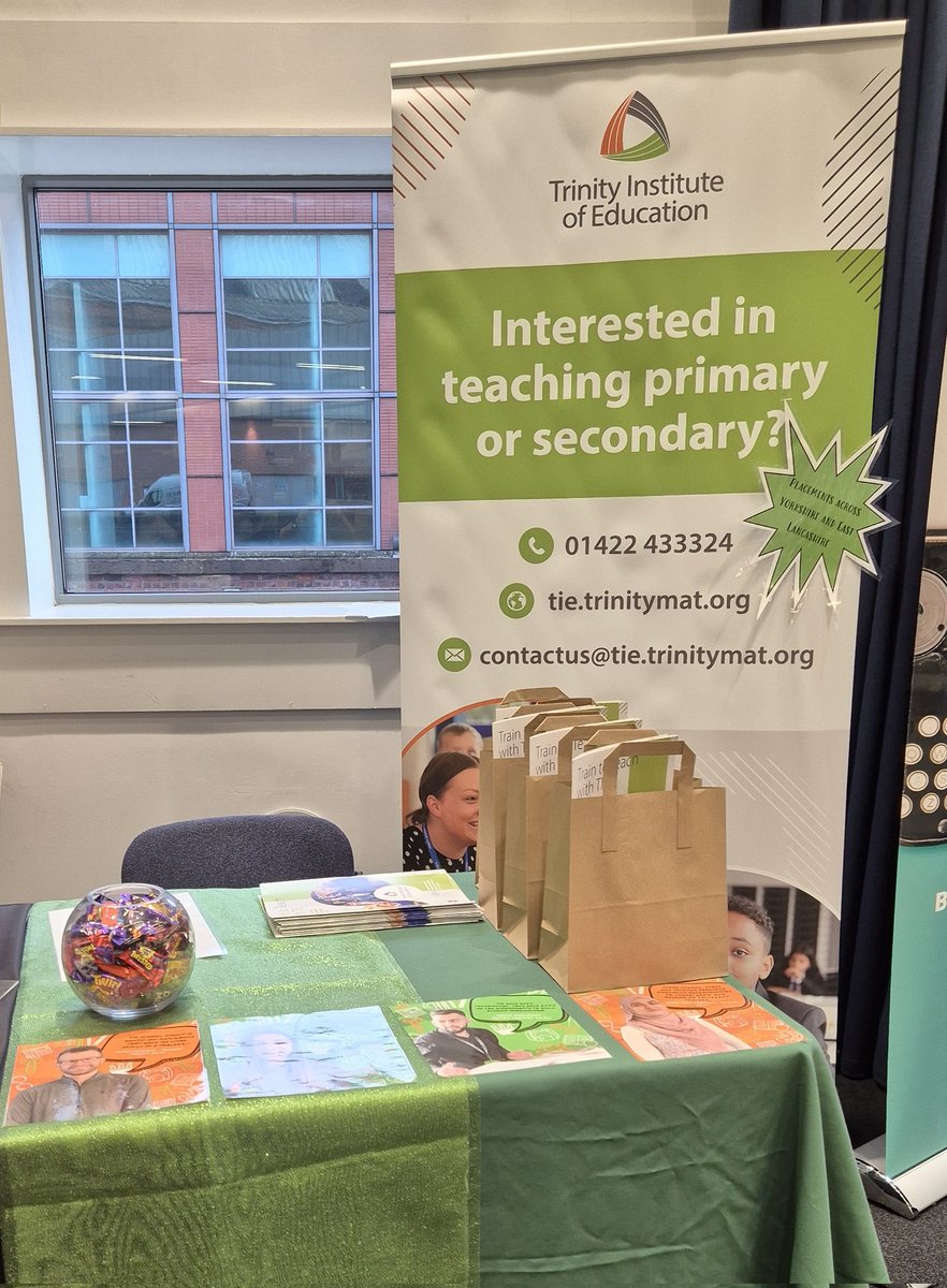 TheYorkshireRo2's tweet image. We are all set up and waiting to answer your teacher training questions from 10-2.30pm today. Come along to the #Getintoteaching event at Manchester Central Centre.  Make the first step towards training to become a teacher. See you soon! @Trinityteach @CKTSHub @NatInstTeaching