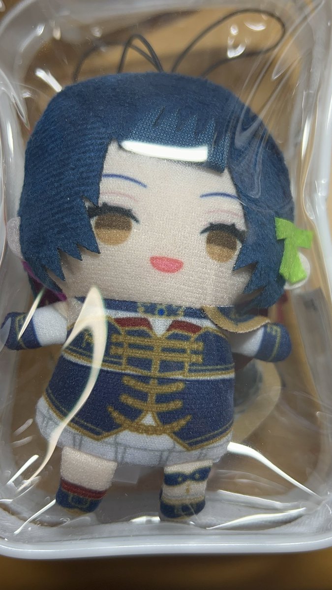 Rapc3705's tweet image. うちのやまぱぺ入れひとつしかなくてひとつに2体入れてるんだけどいつもやまの前髪だけぴょいってなってて「ごめん」って思いながら可愛いと思ってるw
 #山神カルタ 
 #やまのいるせいかつ