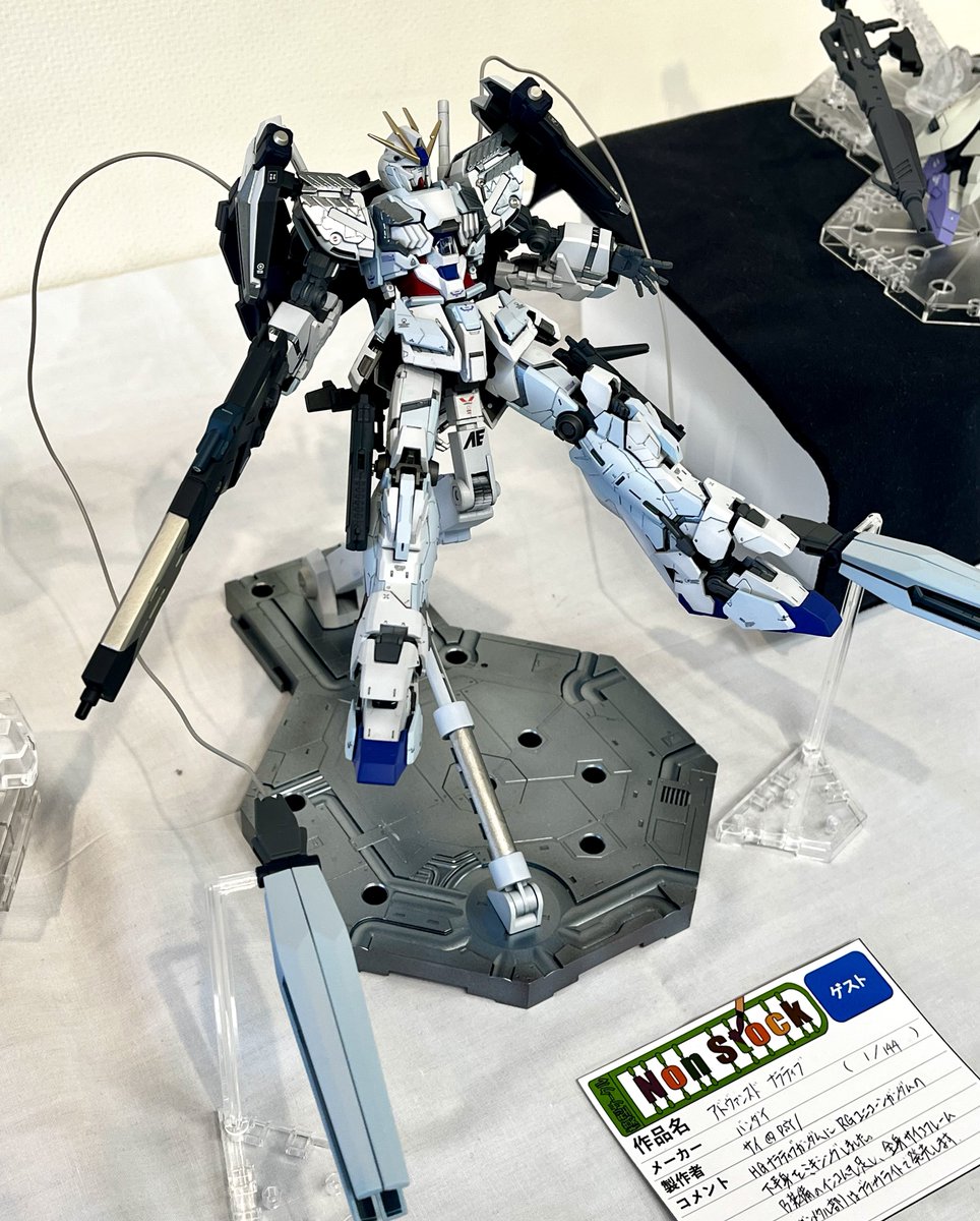 本日は展示会へお邪魔してきました！ やはりリアルに観てもらえる