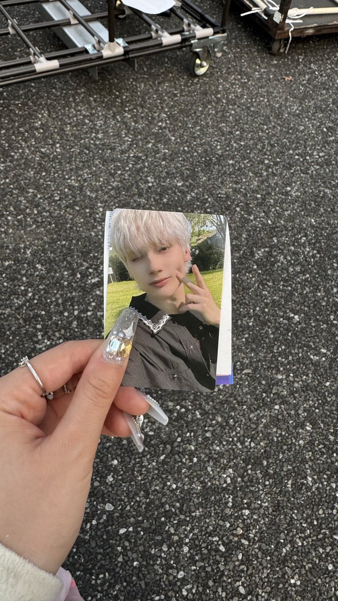 _rabbit_so2's tweet photo. txt 交換

譲) ヒュニンカイ

求) スビン

#txt  #txt交換 #txtトレカ交換 https://t.co/q86BiOT50j