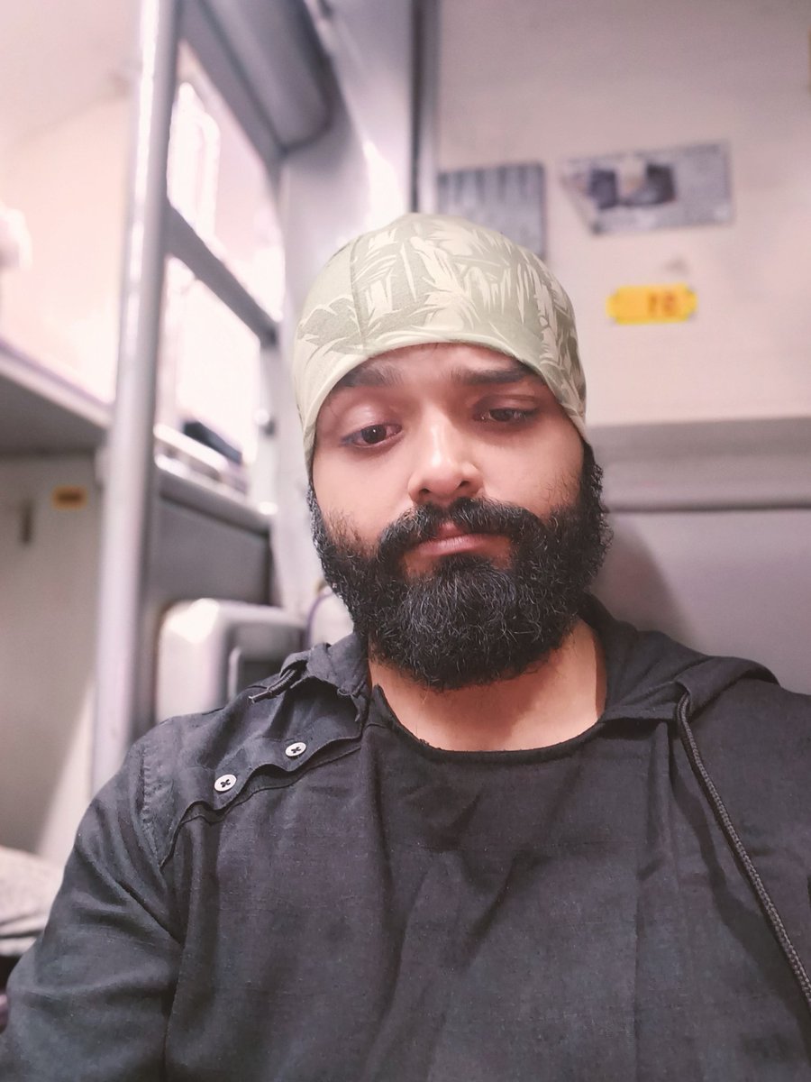 mainakisme's tweet photo. #journey https://t.co/Sip9VYKxnL