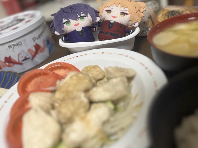 アベーマ見ながら晩飯食べてるけど全然箸進みませんねごめんねぱぺたちは食べることすらできないのに