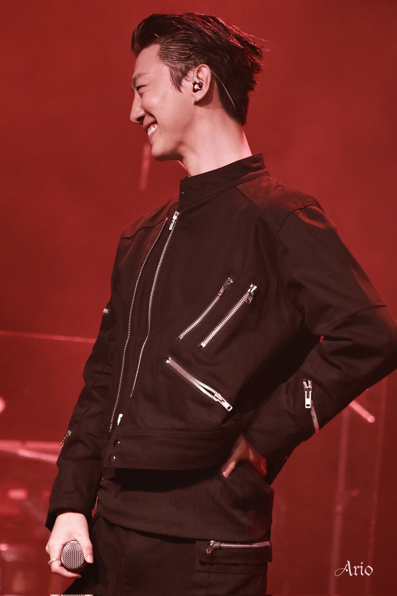 251115 DINDIN concert

#방용국 #BANGYONGGUK 
#BAP  #方容国