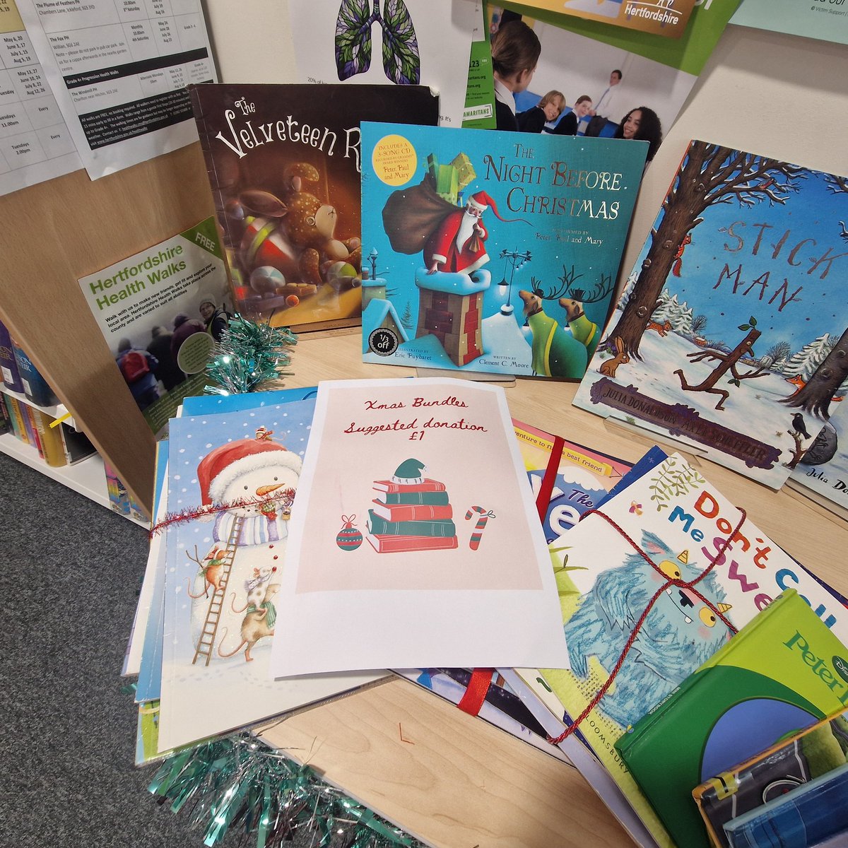 KnebCommLibrary's tweet image. Check out our Xmas Book Bundles at Knebworth Community Library only £1 - they would make great stocking fillers 

Please bring cash &amp;amp; all donations go back into the library 

#KnebworthLibrary #KnebworthCommunityLibrary #CommunityLibrary #LocalLibrary #booksaletrolley #bookbundle