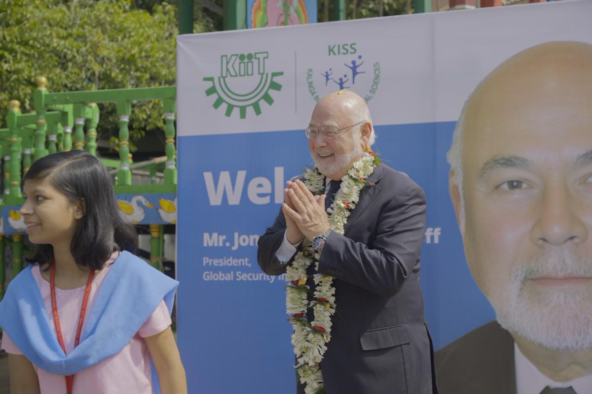 kissfoundation's tweet image. We were honoured to welcome Mr Jonathan Granoff, President of the Global Security Institute, USA. A globally respected advocate for peace, nuclear disarmament, and international justice, he has spent decades championing compassion, dialogue, and humanity on some of the world’s…