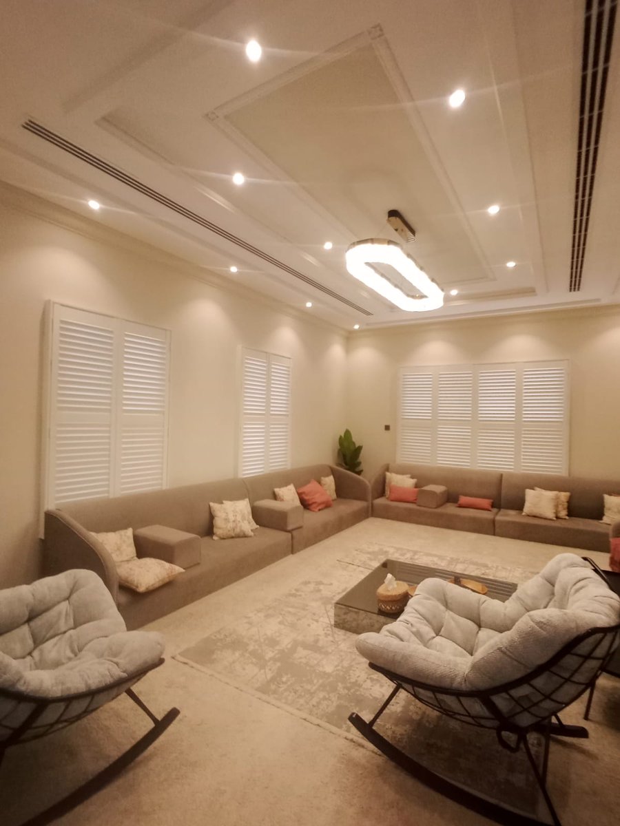 Nwafed_Shutter's tweet image. 🏡 استمتع بالخصوصية والراحة مع الشتر الداخلي من &quot;النوافذ المشرقة&quot;! حل مثالي لتنظيم الإضاءة وتقليل الحرارة. #راحة #استايل_عصري/

0502008838