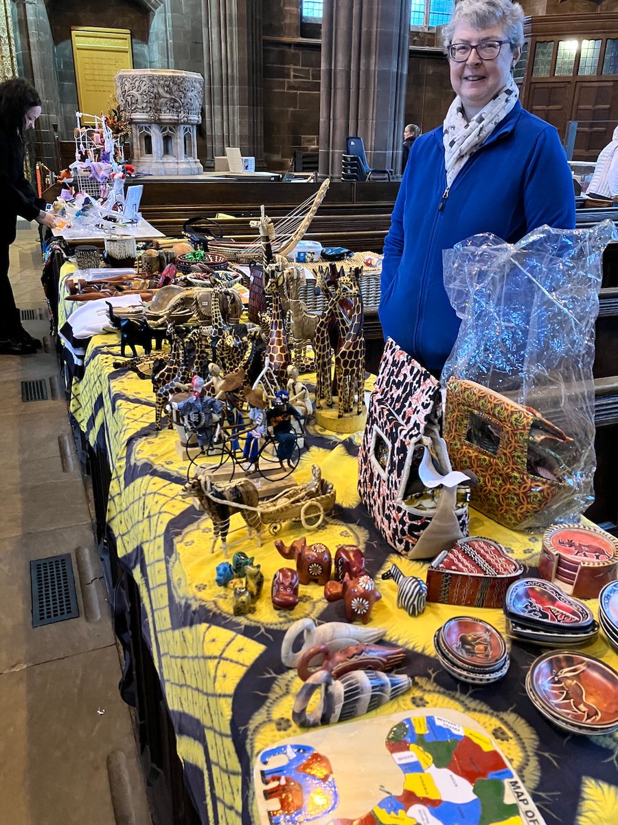 4_oiseaux's tweet image. #foreverfriendsofuganda Despite the mayhem of Storm Claudia yesterday, all was calm inside St George's Church for the Twilight Fair. 
It It wasn't  surprising that fewer people than usual turned up, but thanks to those who braved the elements and visited our stall.