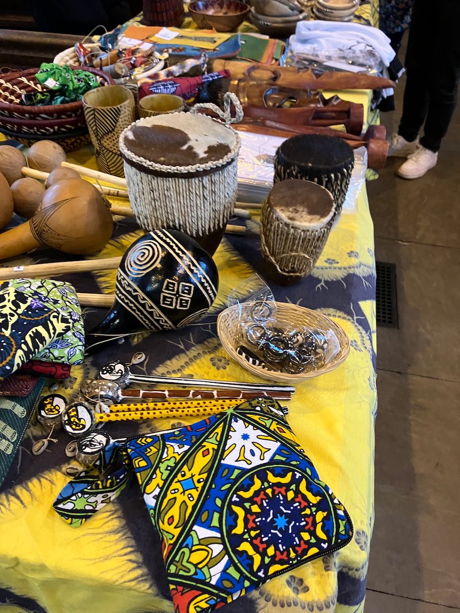 4_oiseaux's tweet image. #foreverfriendsofuganda Despite the mayhem of Storm Claudia yesterday, all was calm inside St George's Church for the Twilight Fair. 
It It wasn't  surprising that fewer people than usual turned up, but thanks to those who braved the elements and visited our stall.