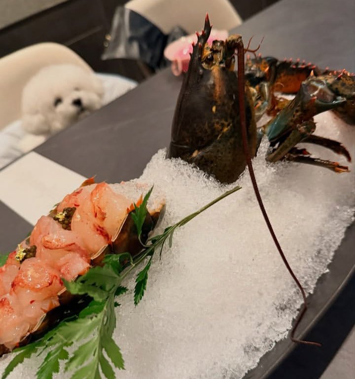 SANAOL <a href="/annecurtissmith/">Anne Curtis-Smith</a> 

#SongHyeKyo with Ruby and Anne Curtis hanging out in Korea ❤️
