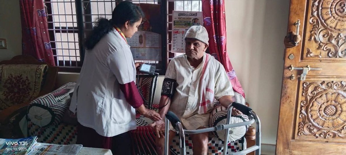 Chikamagal81139's tweet photo. Today visited a bedridden patient who suffered a stroke and provided essential home-based care. Checked BP and blood sugar, offered health education, and guided the family on mobility exercises to support recovery. https://t.co/yoYYjVzoYa