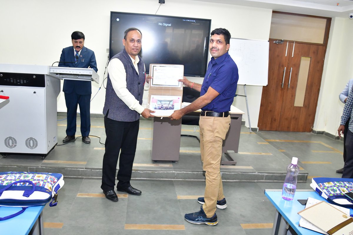 A 05 day Course on "Emerging Technology &amp; National Security in the Age of AI  &amp; Web 3.0 was organized on Nov 10-14, 2025 at CDTI Jaipur. 35 Police &amp; CAPF Officers participated in the course. Sh Arun Machya, AddlSP, Vice Principal, CDTI Jaipur graced the valedictory session.