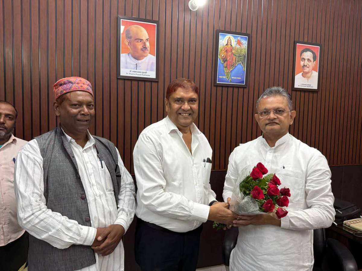 Dr Sunil Kumar MLA (मोदी का परिवार) tweet media