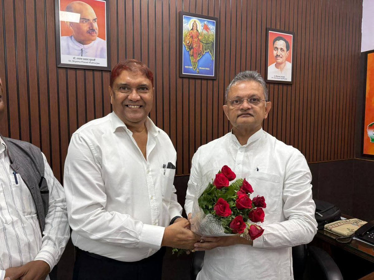 Dr Sunil Kumar MLA (मोदी का परिवार) tweet media