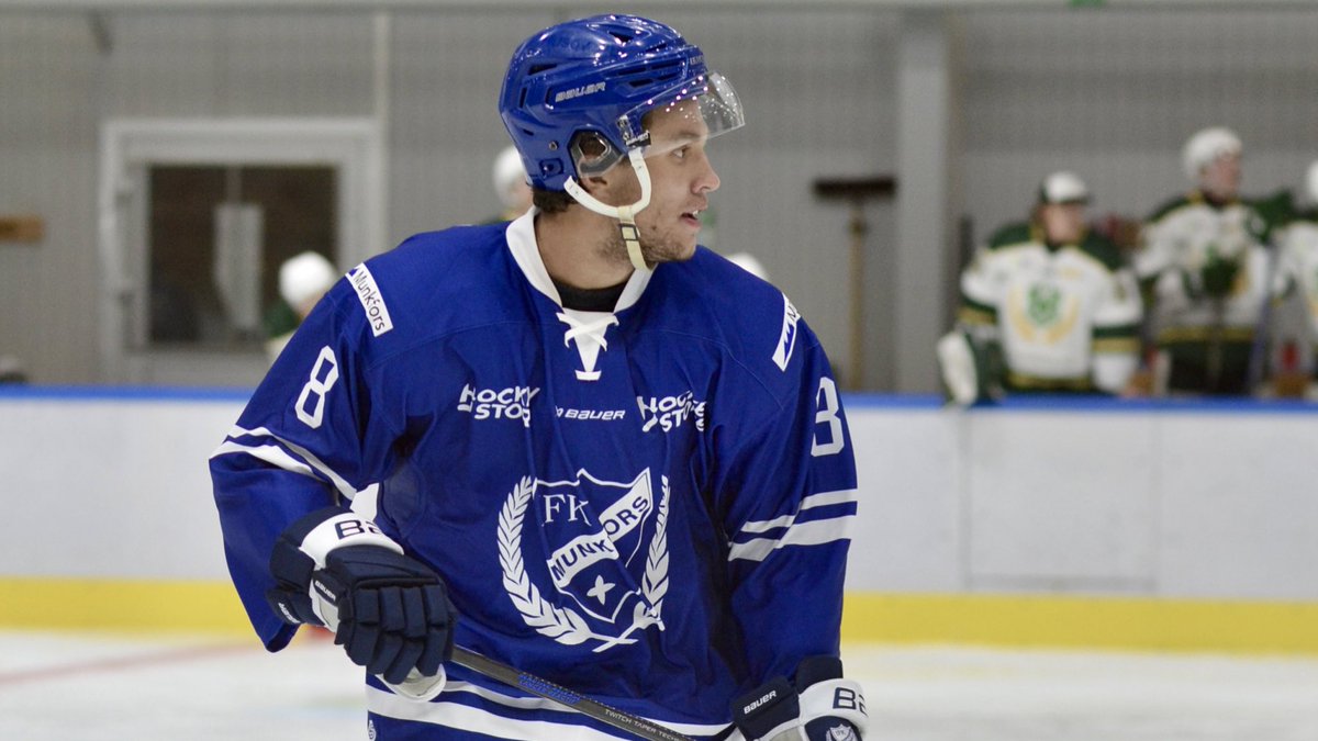 Förlust senast - ny match idag! 💪🏼

6-2-förlust borta mot Karlskoga IK i onsdags. Sista två målen i tom bur. 

Mål av Törnkvist och Eriksson. 🚨

Lindqvist-Nordin räddade 24 av 28 skott. 🥅

Solstad HC borta idag. Nedsläpp i Tingvalla isstadion kl. 16! Heja IFK! 💪🏼💙