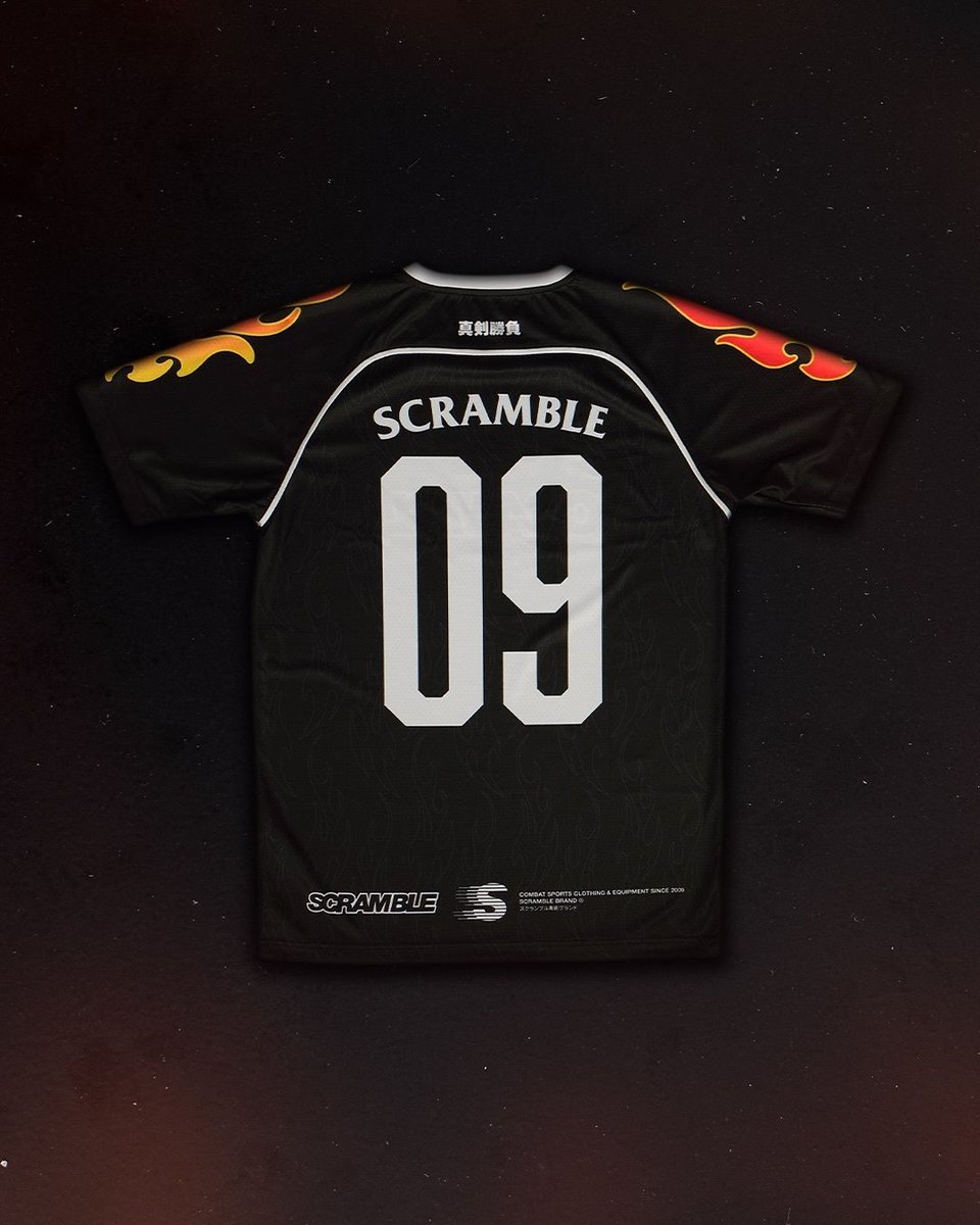 SCRAMBLEJP's tweet image. 🔥 新作DORAI トレーニングTシャツ 登場！ 🔥
「1998」シリーズ が 🔥FIRE🔥 と ❄️ICE❄️ の2カラーで登場！
あなたはどっち派⁉️ 👀

💥 発売中! 💥