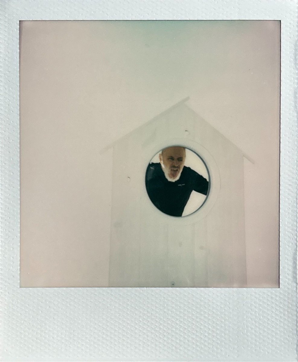 CelineEyes's tweet photo. #1 – La cabane blanche
Un matin clair à Villers-sur-Mer.
D’autres Polaroïds à découvrir ici :
https://t.co/SVJ0Um9imW
#celinepivoine #villerssurmer #borddemer #voyage #polaroid #instantané #photographieargentique #photoargentique #souvenir #polaroidlove https://t.co/clKK8qkqy9