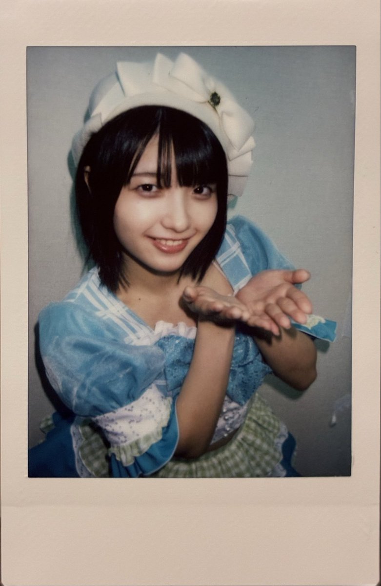 mk2_passcode's tweet image. 櫻葉あんなという美少女アイドルに出会えて推し活の真っ最中。
ビジュアルは文句なしに可愛いし、時々怖いけどその百倍可愛いかったり。
もう全日本、全世界からファンが押し寄せてほしい…チェキ２時間待ちでも全然OK！
いつもありがとうー！感謝しかない！
#あんにゃわーるど 
#櫻葉あんな
#vVibe