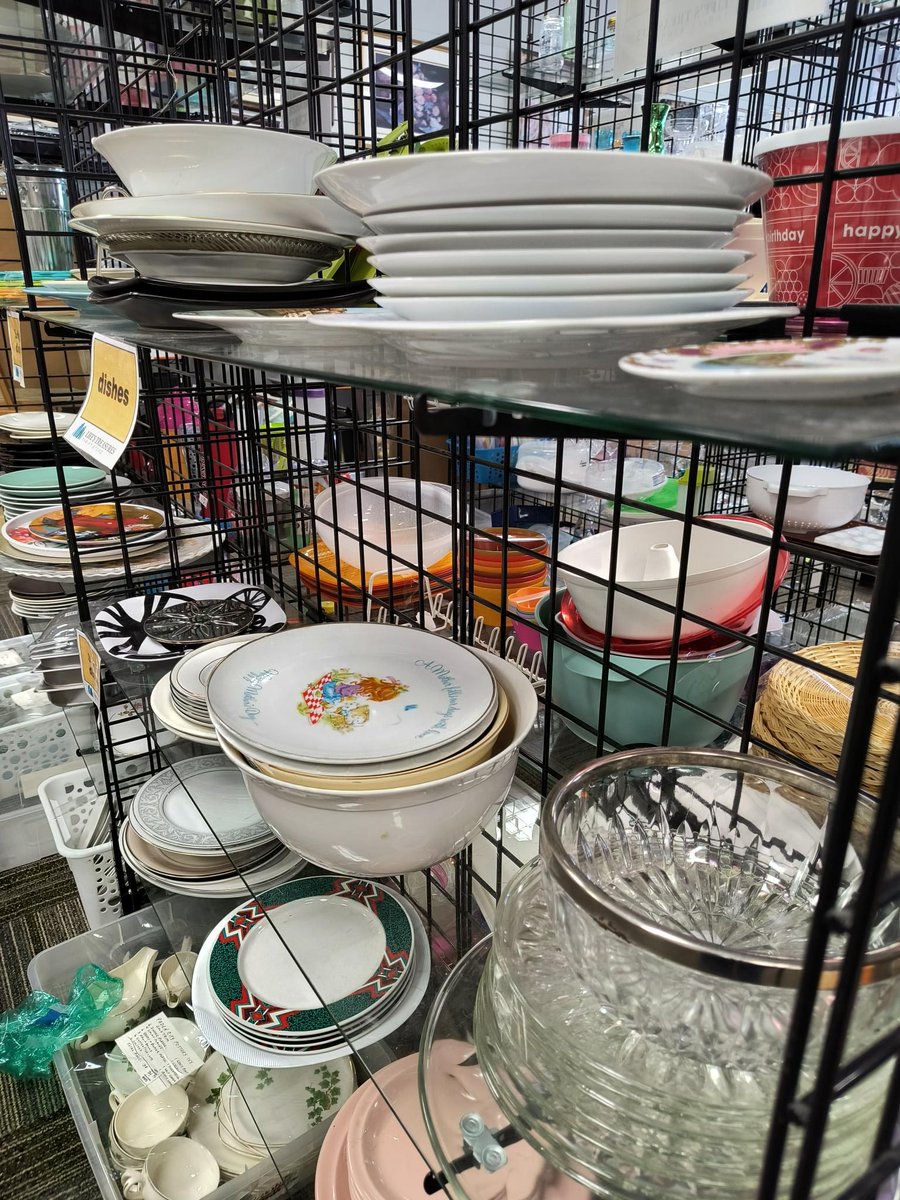 LT_Thrift's tweet image. Last day of the 50% off Housewares, Home Decor &amp;amp; Furniture Sale today at all locations!🦃🪑🍽️ 11/13-11/15🍂

𝑰𝒕𝒆𝒎𝒔 𝒔𝒉𝒐𝒘𝒏 𝒇𝒓𝒐𝒎 𝒐𝒖𝒓 𝑪𝒂𝒓𝒓𝒐𝒍𝒍𝒘𝒐𝒐𝒅 𝒔𝒕𝒐𝒓𝒆. 𝑆𝑜𝑚𝑒 𝑒𝑥𝑐𝑙𝑢𝑠𝑖𝑜𝑛𝑠 𝑚𝑎𝑦 𝑎𝑝𝑝𝑙𝑦.  #thrift #thriftingcommunity #hospicethrift