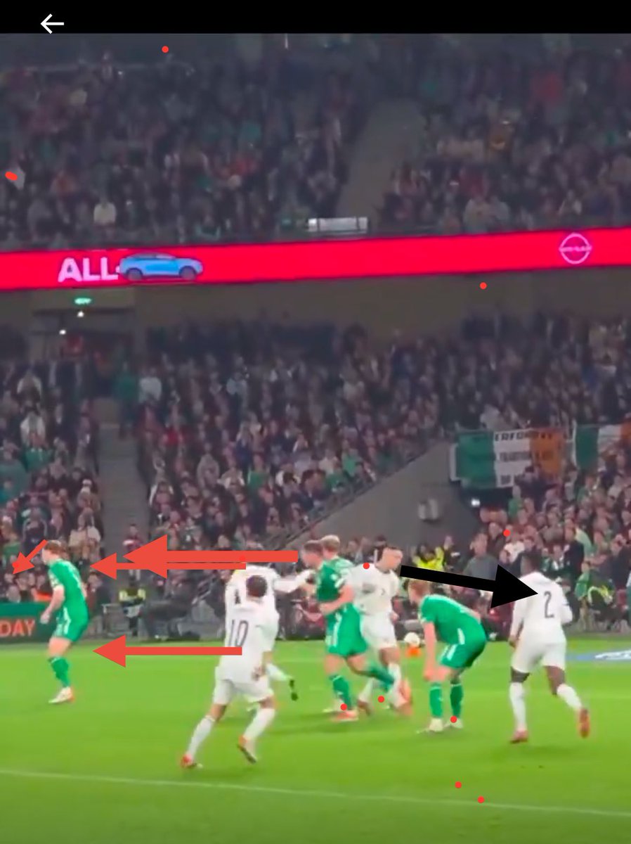 HereToDropKnowledge tweet media