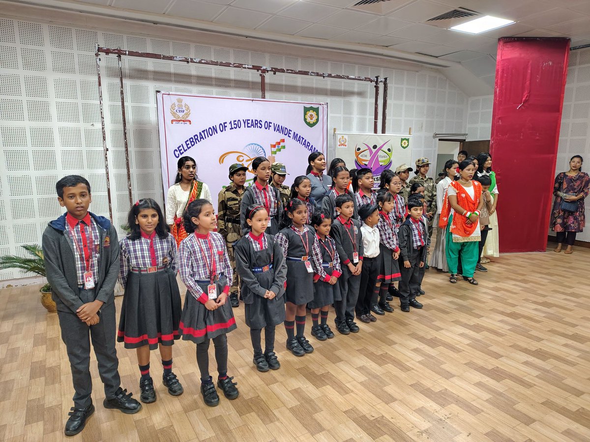 CISFNORTHEAST's tweet image. CISF Unit ONGC Jorhat celebrated 150 years of Vande Mataram with a cultural evening themed on the freedom movement.
Honoured to have DIG, NEZ HQ Guwahati grace the occasion.
#JaiHind #CISF #VandeMataram150Years #ONGCJorhat
@HMOIndia @PIB_India @CISFHQrs @ONGC_ @MinOfCultureGoI
