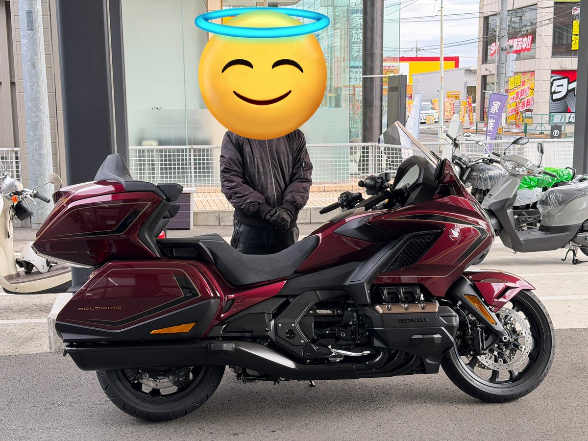 Gl1800CC110's tweet photo. 先日GL1800納車しました!
先輩オーナー様、仲良くしてください🙌
#gl1800 #sc79 #ゴールドウィング https://t.co/0Z2RtiNQ8J