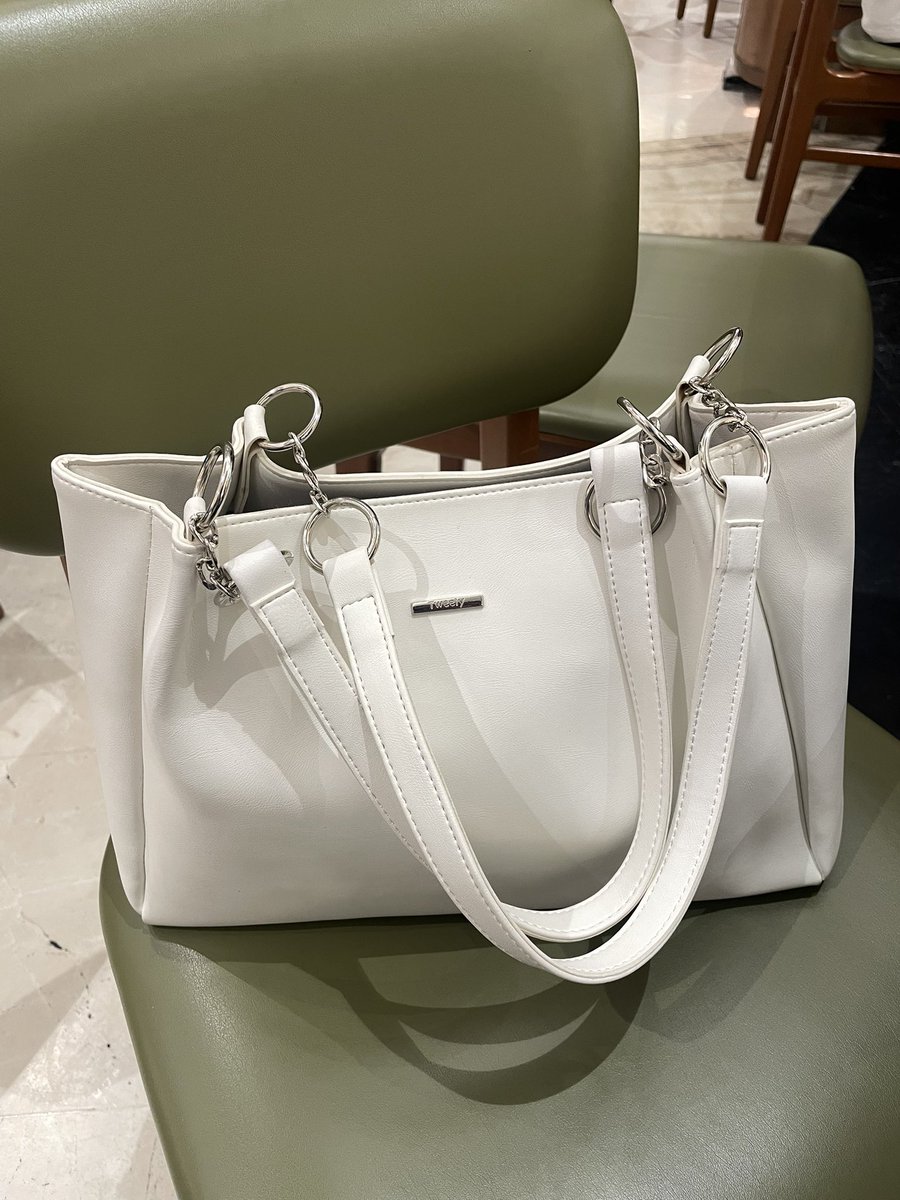 Ayudya Gita tweet media