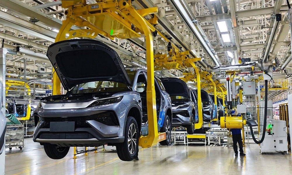 autoexcellence7's tweet image. Φαραωνικό εργοστάσιο αυτοκινήτων χτίζει η BYD – Θα είναι το μεγαλύτερο στον κόσμο autoexcellence.gr/faraoniko-ergo…