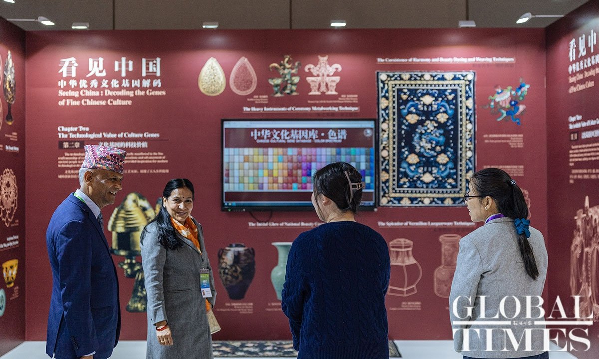 A #WorldChineseLanguageConference 2025 começou em Beijing com quase 5 mil participantes de 160+ países! 🌏🇨🇳
Com o tema “Inovação Lidera, a IA Potencializa: Aprender Chinês Sem Fronteiras”, o evento mostra como a tecnologia está transformando o ensino global do chinês e